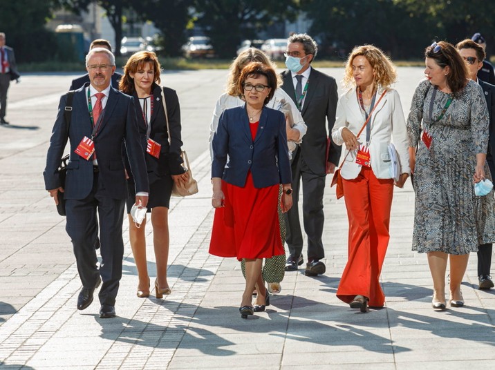 Elżbieta Witek brała w piątek udział w VII Polsko-Hiszpańskim Forum Parlamentarnym, odbywającym się we Wrocławiu...