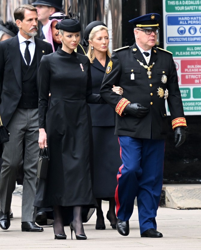 Princ Albert od Monaka sa suprugom Šarlin 