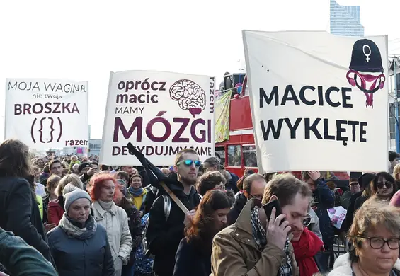 Dziś Ogólnopolski Strajk Kobiet. O której i gdzie Polki wyjdą na ulice?