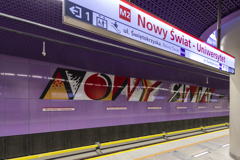 Przystanek metra Nowy Świat w Warszawie