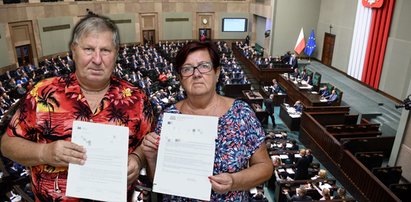 Milionerom z Wiejskiej po cztery tysiące, a nam ochłapy