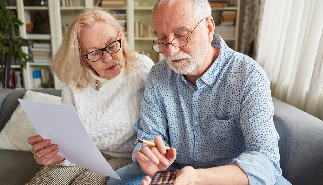 14. emerytura 2026: Znamy ostateczną kwotę. Ile wyniesie „na rękę” i kto straci przez próg? [TABELA]