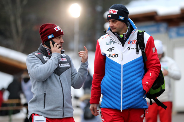 PŚ w skokach: Stefan Horngacher odsłonił karty. Żelazny skład Polaków na loty w Bad Mitterndorfie