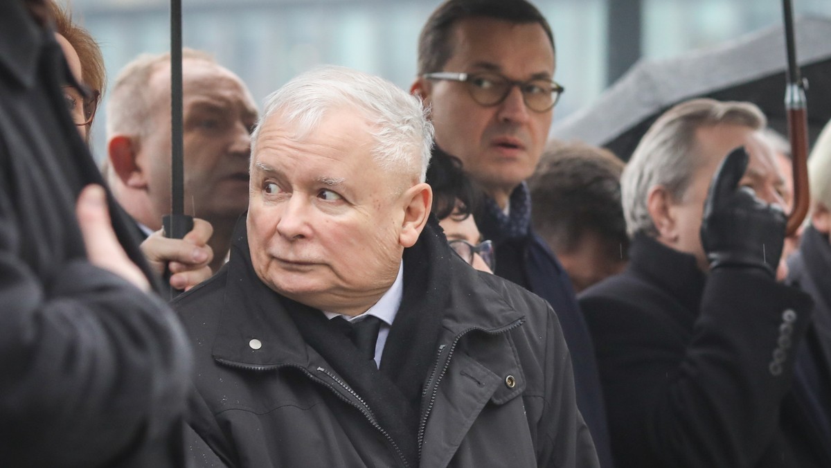 Gdyby Jarosław Kaczyński oddał przywództwo w Prawie i Sprawiedliwości, to zdaniem respondentów Instytutu Badań Pollster dla "Super Expressu", jego zastępcą powinien być Mateusz Morawiecki.