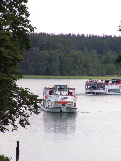 Śluzy, kanały i torfowiska