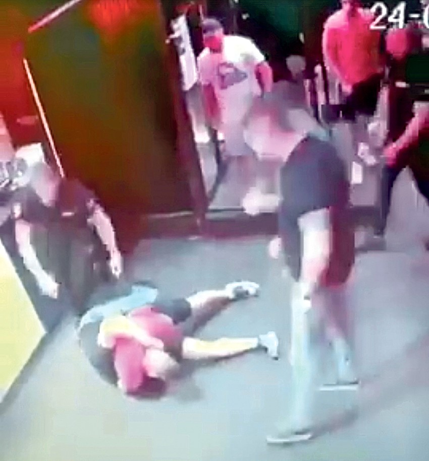 Kontić je 24. avgusta pretukao Miljana M. ispred jednog lokala