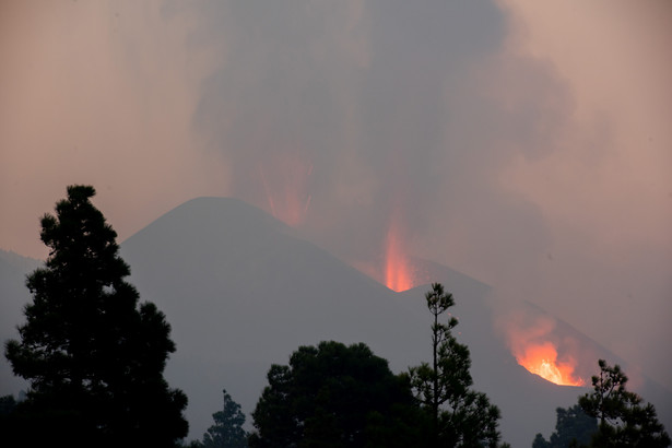 Erupcja Cumbre Vieja