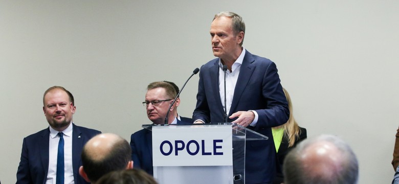 Tusk ostro: To jest PiS-owski burdel, a nie Polski Ład