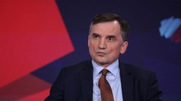 sprawa ena wobec zbigniewa ziobry. wiadomo, kto będzie sędzią