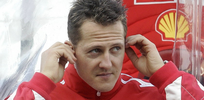 Schumacher otwiera oczy. Reaguje na pytania neurologów