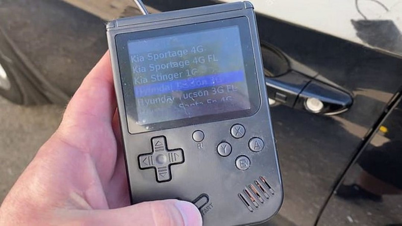 Game Boy i złodzieje samochodów