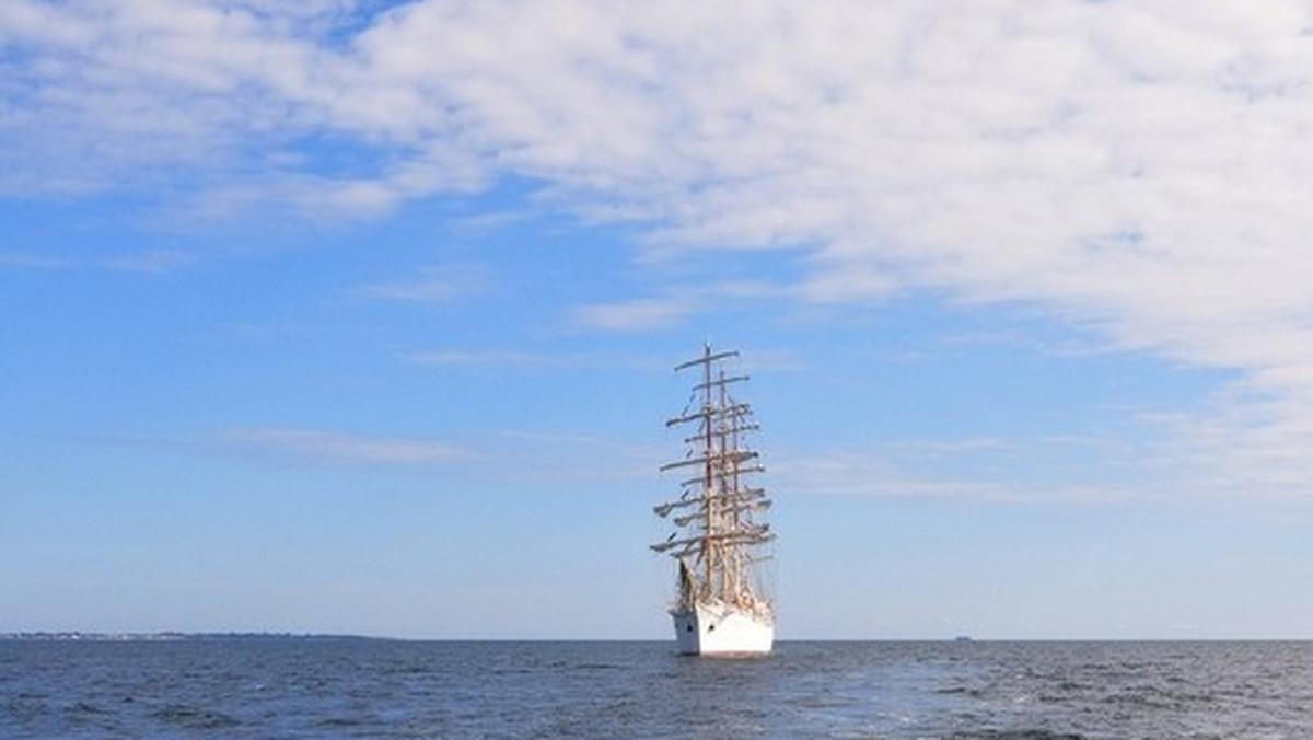 W najbliższą sobotę, jeden z symboli Gdyni, wyruszy w podróż  do portu Sète. Tam będzie prezentował się podczas żaglowego festiwalu. Cumy zostaną rzucone w Gdyni o godzinie 11. na uroczystość zaproszeni są mieszkańcy i turyści.