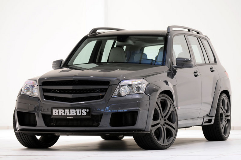 Najszybszy SUV świata to Mercedes GLK Brabus V12