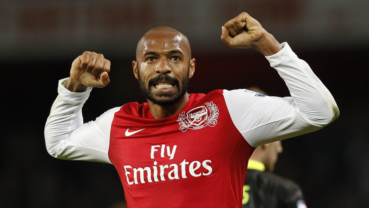 Thierry Henry przeprosił kibiców Arsenalu Londyn za swoje zachowanie po przegranym 2:3 spotkaniu ze Swensea City.