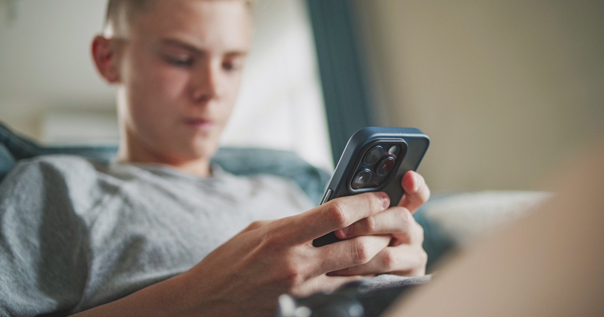 デンマーク、15歳未満の子供のソーシャルメディア利用を禁止