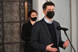 Śmiszek: Nie widzę możliwości prawnych do oceny wyroku TSUE przez TK