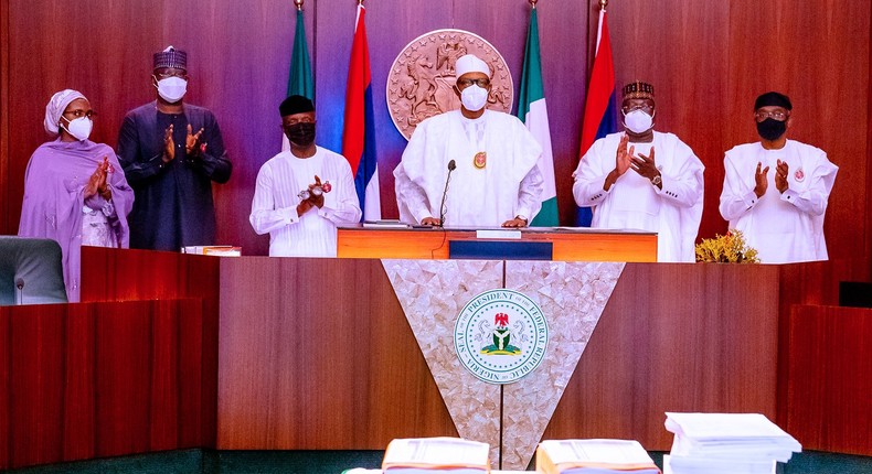 Vice-President, Yemi Osinbajo; Senate President Ahmad Lawan; Speaker of the House of Representatives, Femi Gbajabiamila; Secretary to the Government of the Federation, Boss Mustapha and Minister for Budget and Finance, Zainab Ahmed witnessed the signing of the 2021 budget by President Muhammadu Buhari. [Twitter/@NigeriaGov]