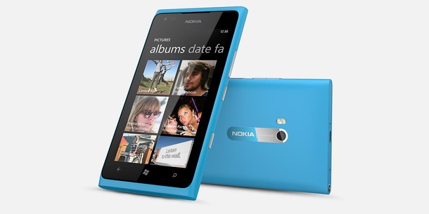 Nokia Lumia 900