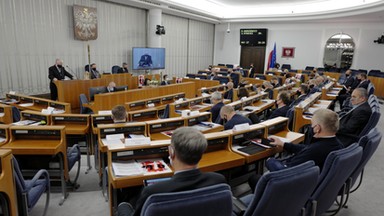 Ukryte podwyżki w rządzie. Sejm odrzucił uchwałę Senatu