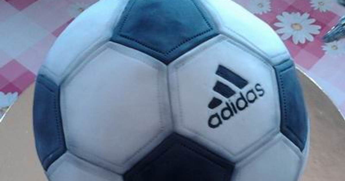 Focilabda-torta recept