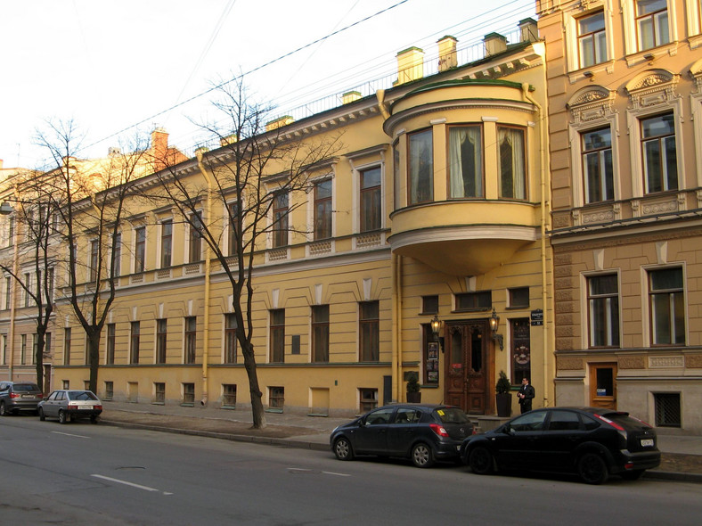 Pałacyk Karola Jaroszyńskiego, tzw. „Dom Połowcowa” przy ul. B. Morskiej 52 w Petersburgu  (fot. Yekaterina Borisov)