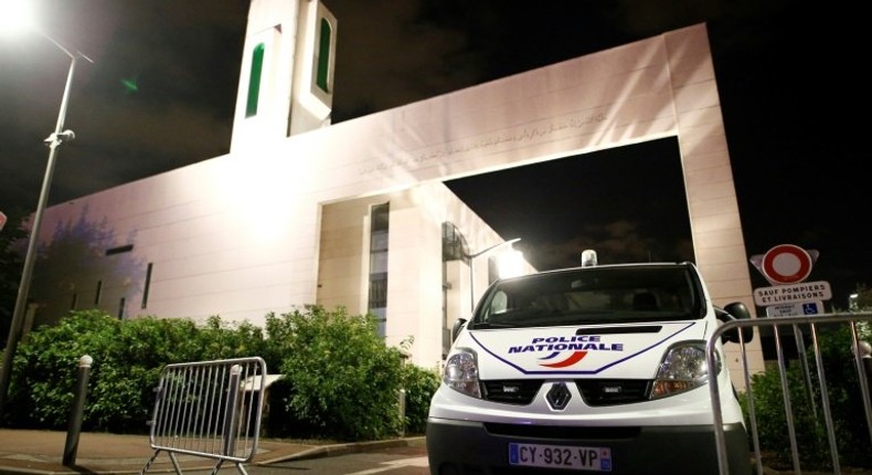 A man has been arrested after he drove his vehicle into barriers protecting a mosque in the Paris suburbs