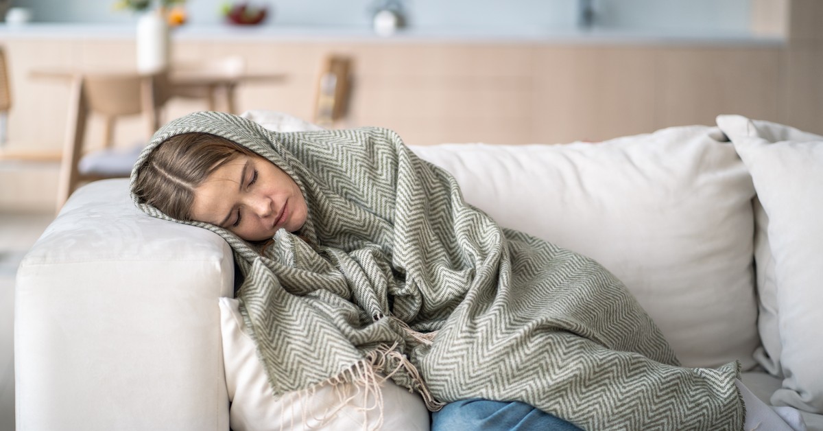 Idziesz na Komunię? A może na wesele? ZUS może ci zabrać zasiłek. Co wolno choremu, a czego musi unikać? Sprawdź, na co zwrócić uwagę