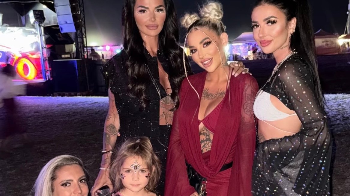 Influencerka Niky Rich sa ukázala s priateľom aj detičkami. Foto: Instagram/niky_rich