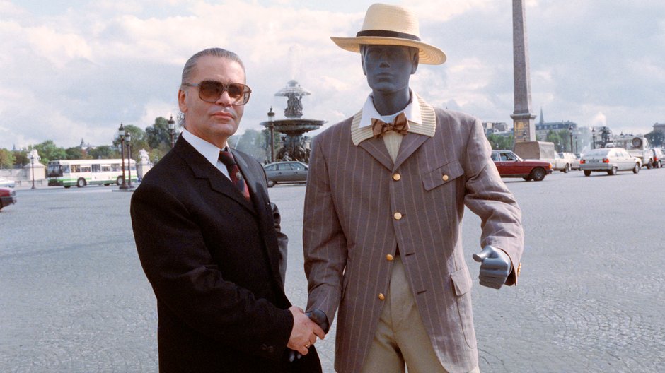 Karl Lagerfeld w Paryżu 1988 r.