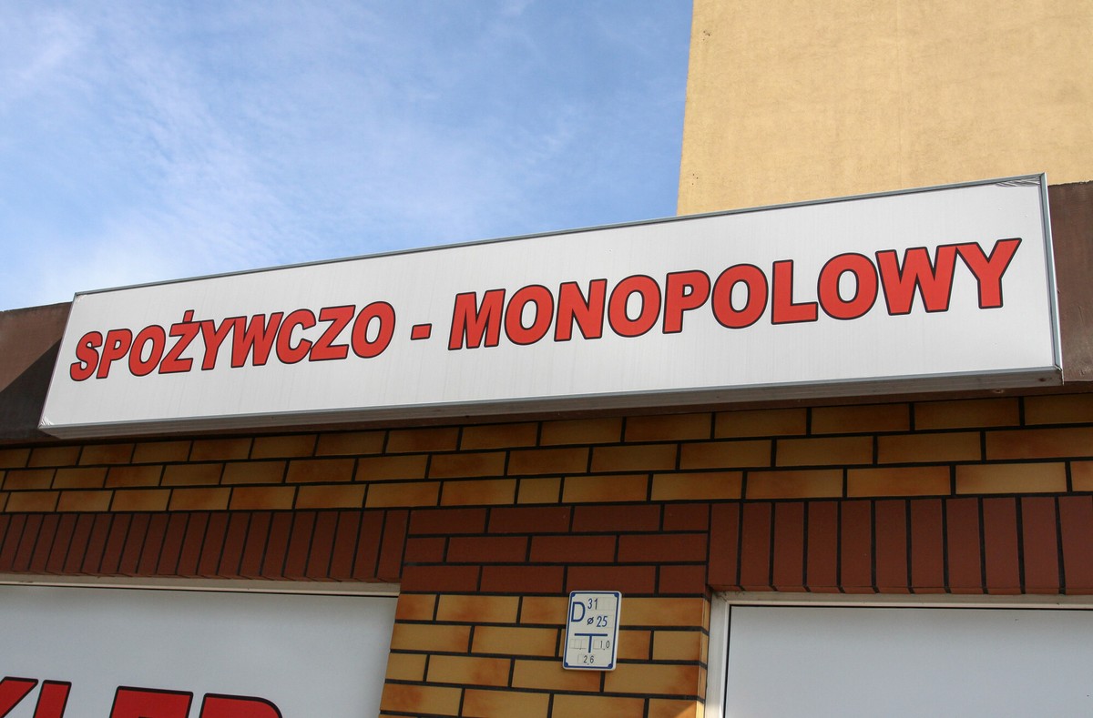 Oto co Polacy sądzą o nocnej prohibicji [SONDAŻ]