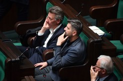 Burzliwa debata ws. relokacji migrantów. 'Rząd sobie nie poradził'