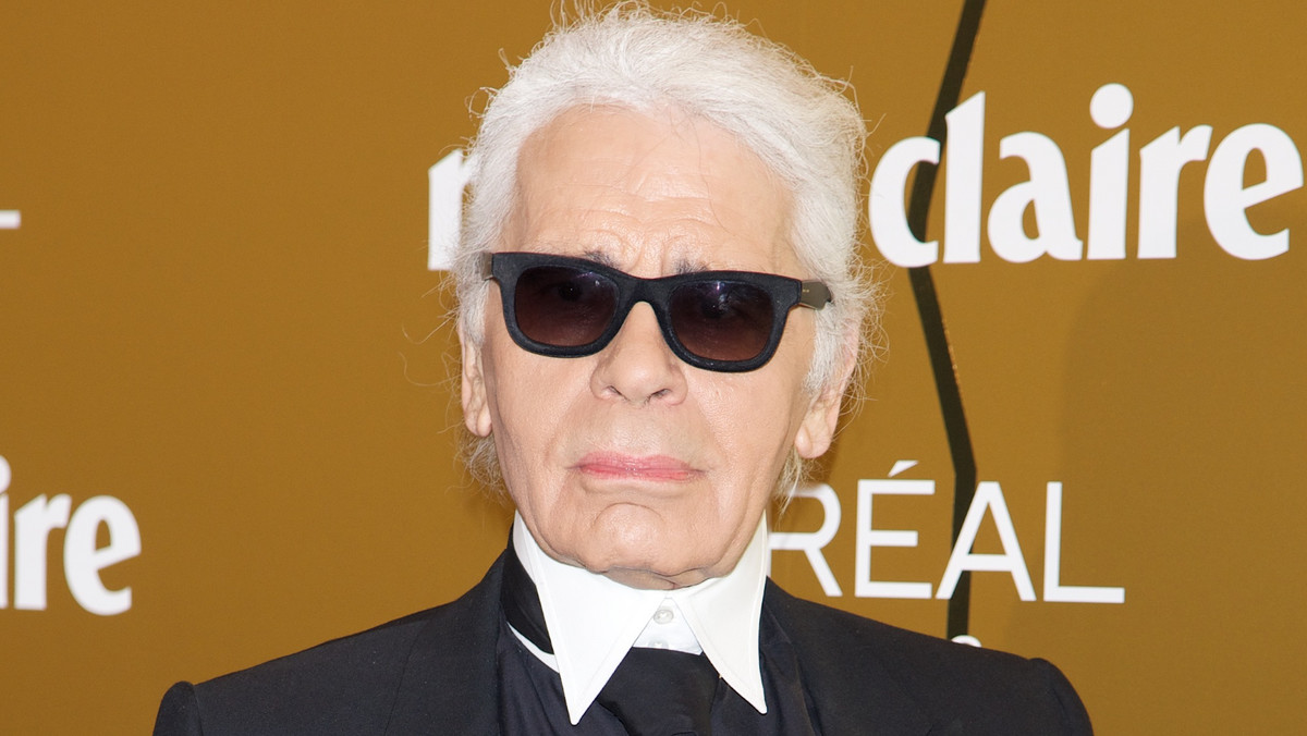 Kiedy Karl Lagerfeld potrzebuje nowej pary rękawiczek, swoje kroki kieruje do sennego, francuskiego miasteczka Millau, gdzie wytwarzane są najlepsze rękawiczki na świecie. To w manufakturze Causse tradycja, która sięga 12 wieku łączy się ze współczesną modą.