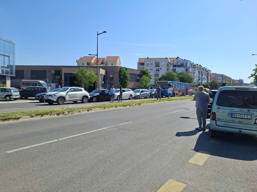 Saobraćajna nesreća u Novom Sadu