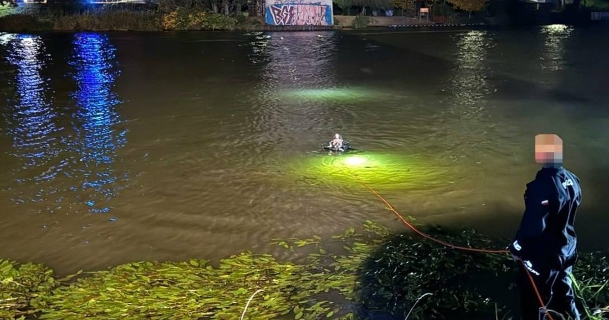 Tragedia we Wrocławiu. Na kładce został rower 20-latka. Chwilę później dokonano przerażającego odkrycia