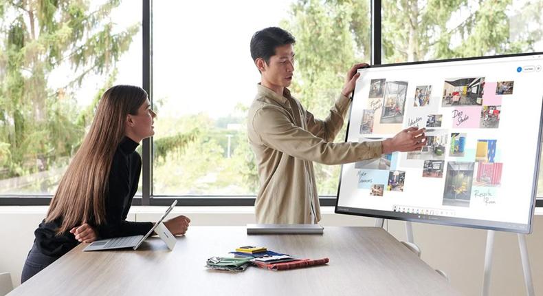 surface hub 2s