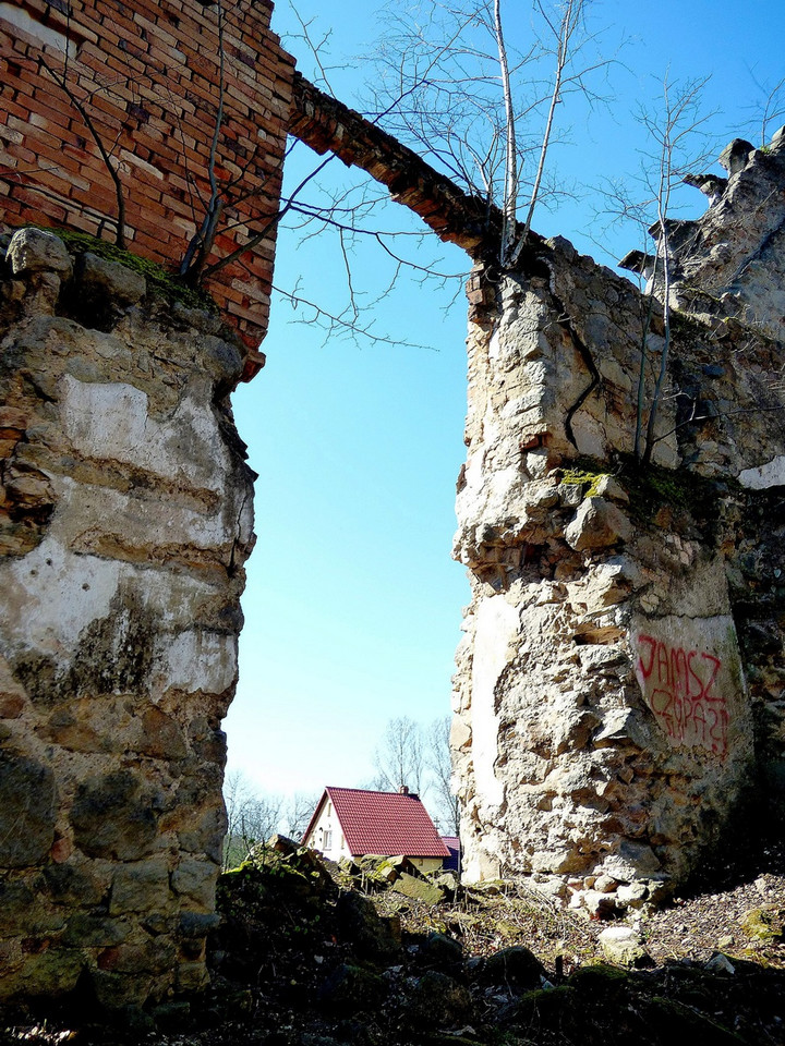 Zamek Warnsdorffów w Gościszowie (woj. dolnośląskie)