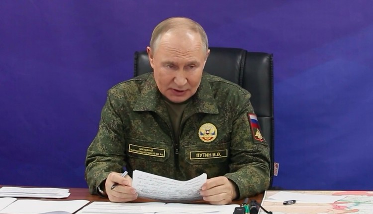 Putin próbuje nas ograć". Najnowsze analizy brytyjskiego wywiadu nie pozostawiają złudzeń