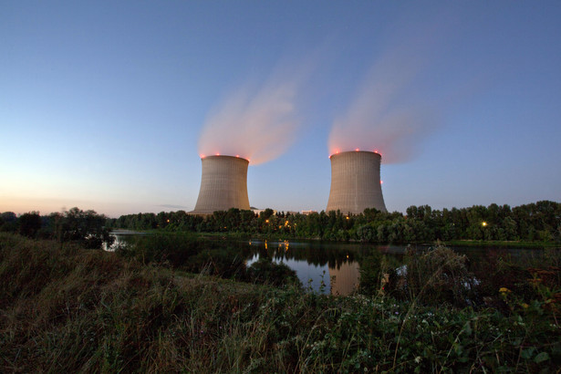 Elektrownia atomowa.