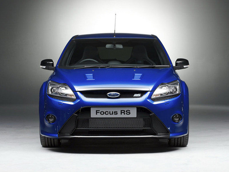 Ford Focus RS: najszybszy Focus wszech czasów (2,5 T, 305 KM, 263 km/h)