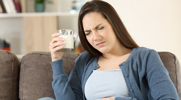 A laktózérzékenyeket egy pohár tej elfogyasztása után hasmenés, haspuffadás és görcs kínozhatja/Fotó: Shutterstock