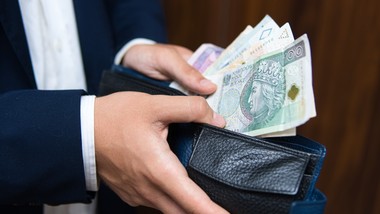 senat zdecydował: wypłata ekwiwalentu za urlop razem z ostatnią pensją