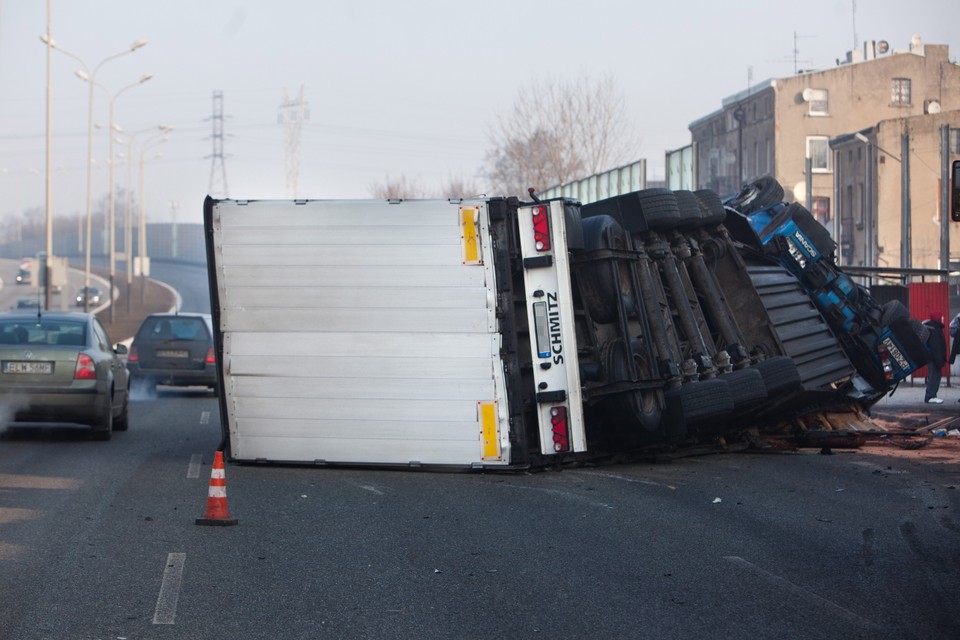 ŁÓDŹ WYPADEK TIRA