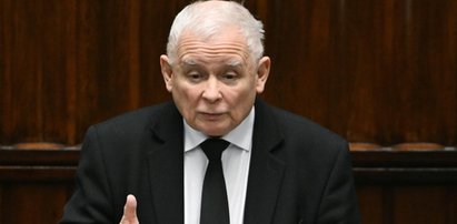 Kaczyński powiedział w Sejmie trzy słowa. Wszystko się nagrało!