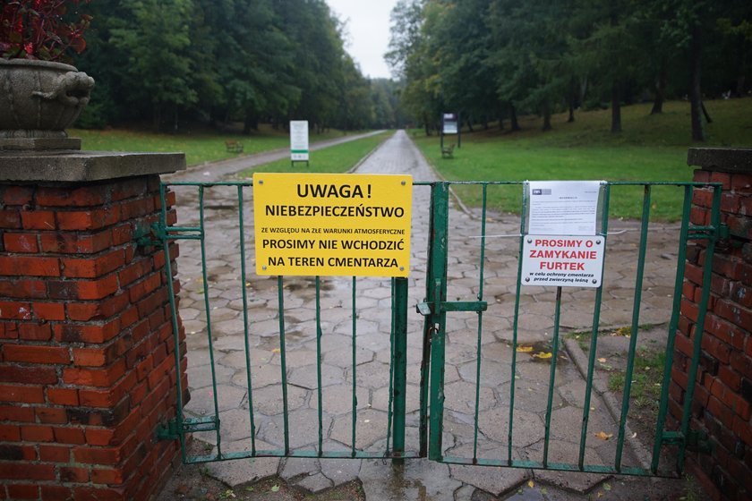 Groza w Gdańsku. Władze zamknęły cmentarze i parki