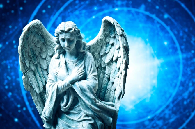 4.4. je datum ogledala, a četvorka je anđeoski broj sa moćnom energijom koja utiče i na horoskop