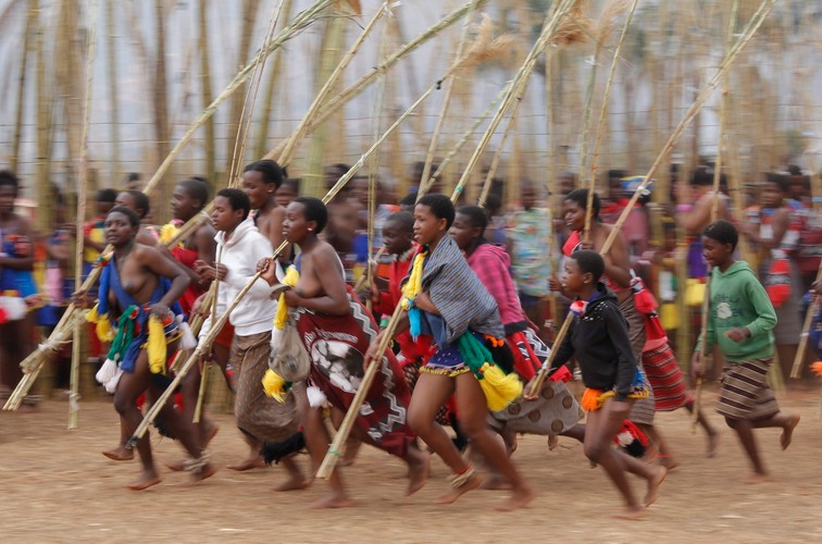Taniec Trzcin - tradycyjny obrzęd Suazi