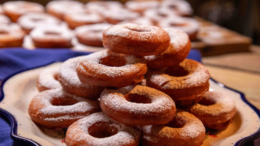 oponki z przepisu ewy wachowicz. ten tłuszcz dodaje do smalcu podczas. przepis na oponki