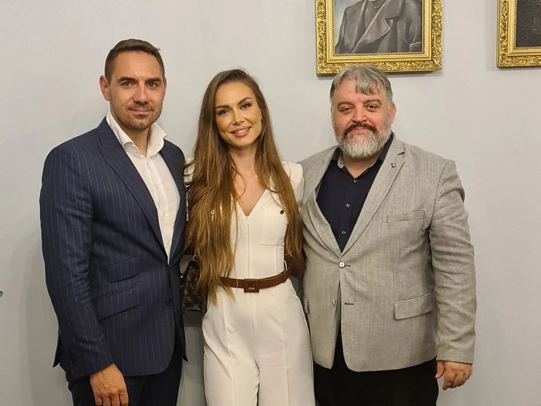 Oslavy zvrchovanosti SR - György Gyimesi, Stanka Lučková a Eduard Chmelár.