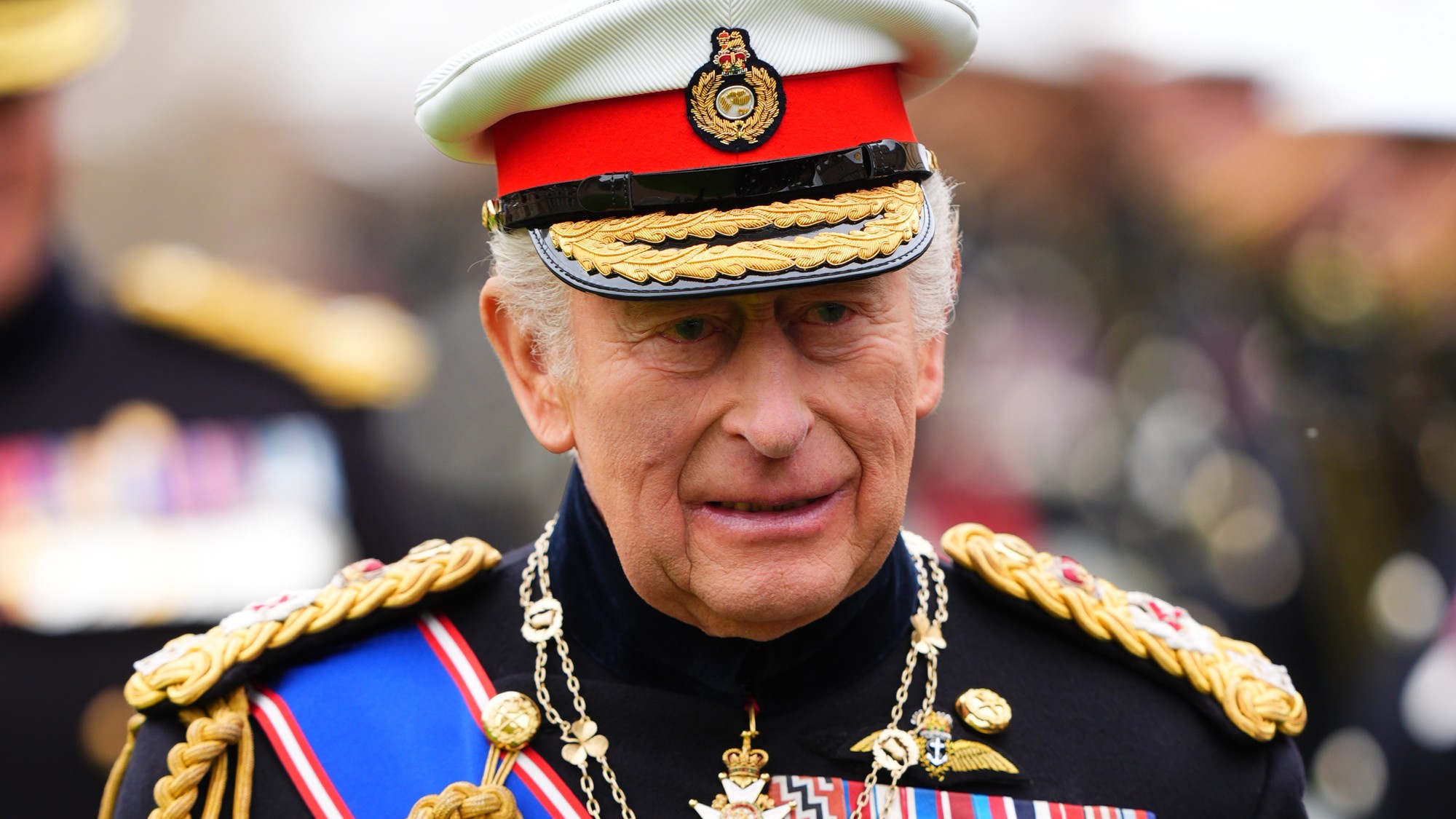 Britský kráľ Karol III. prelomil tradíciu a ukázal, koľko platí štátu na daniach.