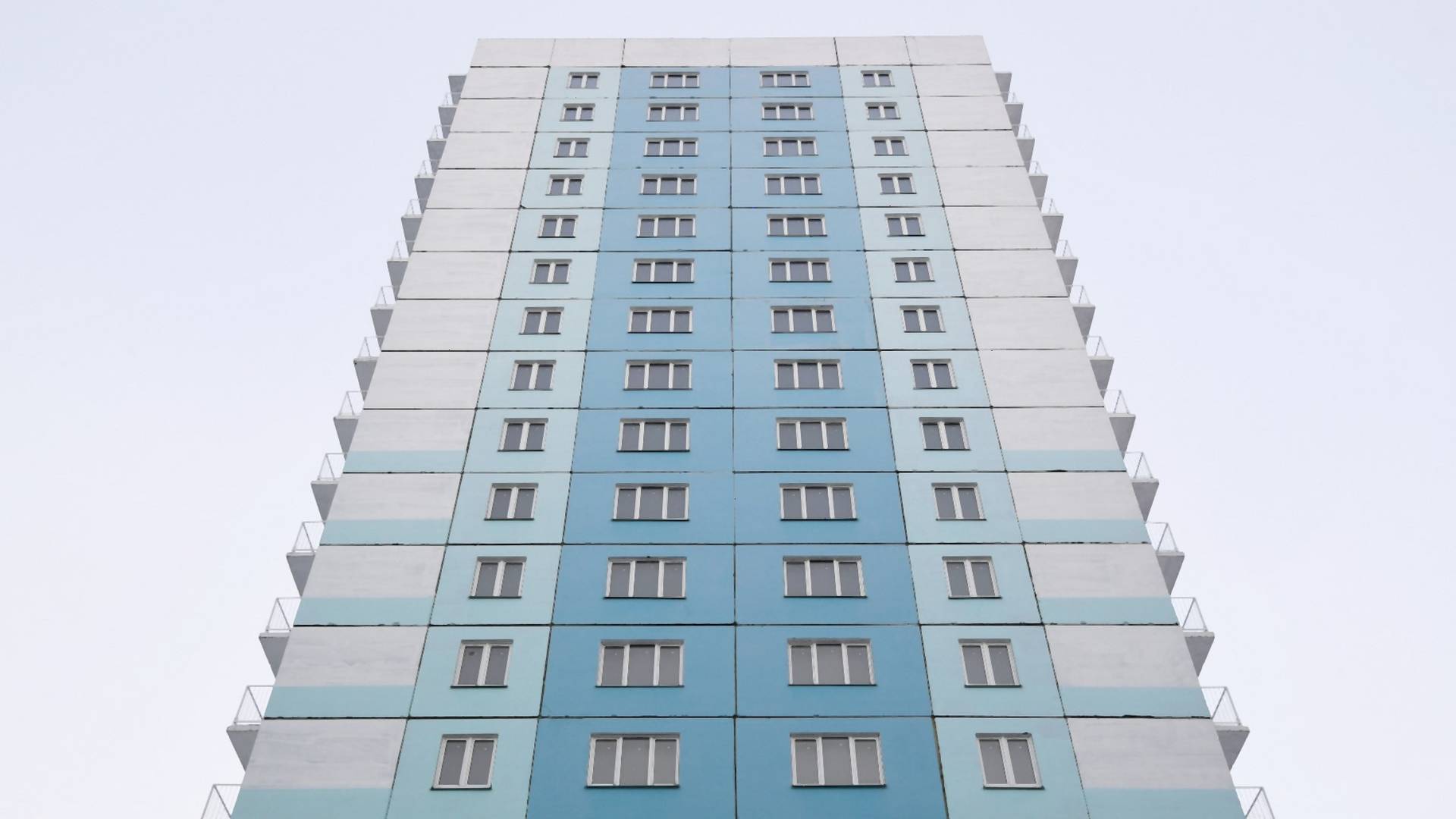 10-metrowe mieszkania były odpowiedzią na komunistyczne prawo. Znów są popularne